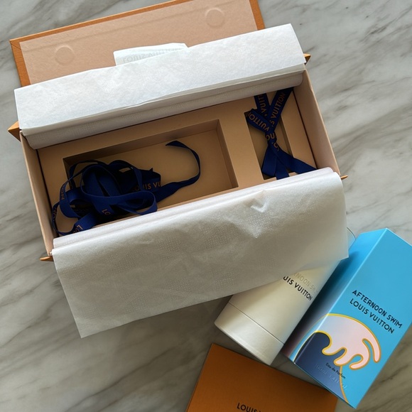 Louis Vuitton empty perfume box - Picture 4 of 4